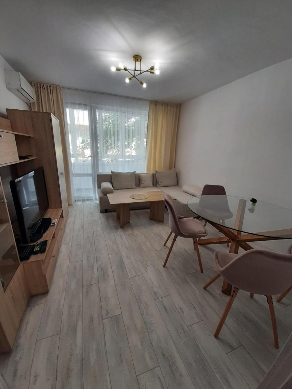 Nicole Apartment 바르나 외부 사진